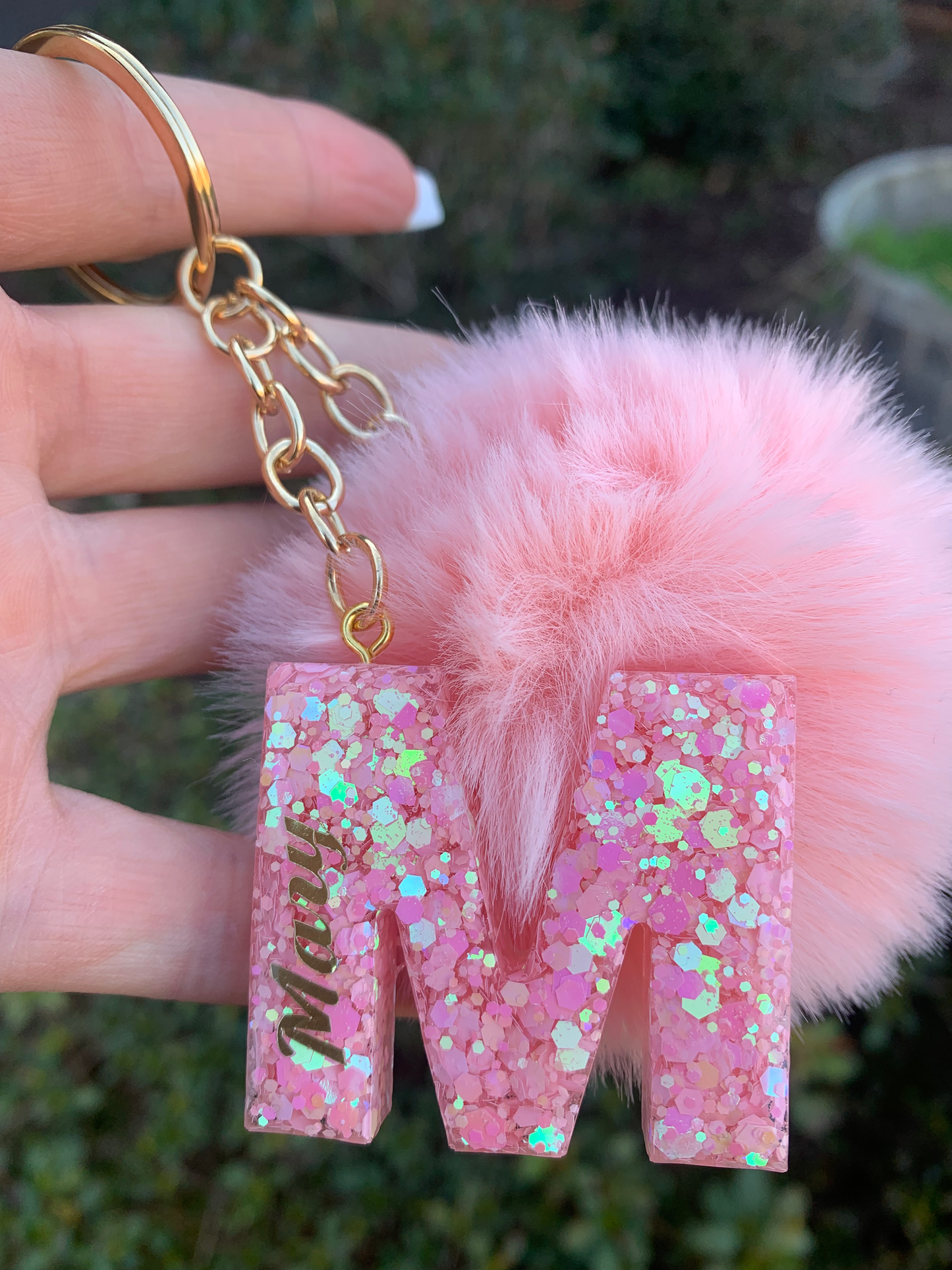 Personalized Resin Keychain, Custom Keychain, Personalized Gift,Kids backpack initial accessory, llaveros personalizados, llaveros