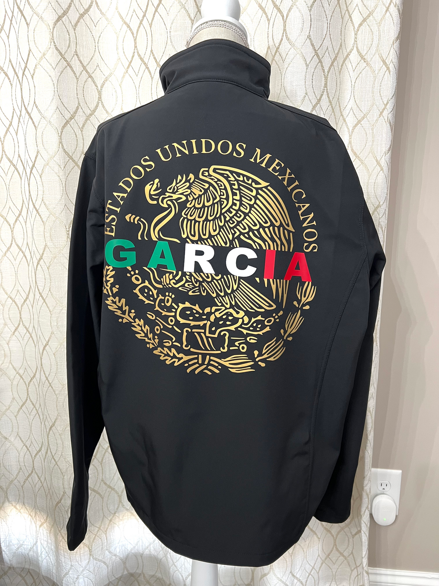 chamarra personalizada, chamarra con escudo de mexico ,Mexican State Jacket, Soft Shell Jacket, Personalized Ariat Style Jacket